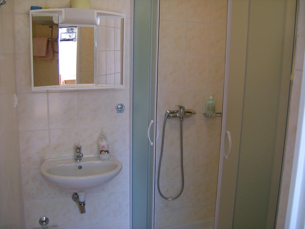 Apartment For Holidays In PUY חדר תמונה