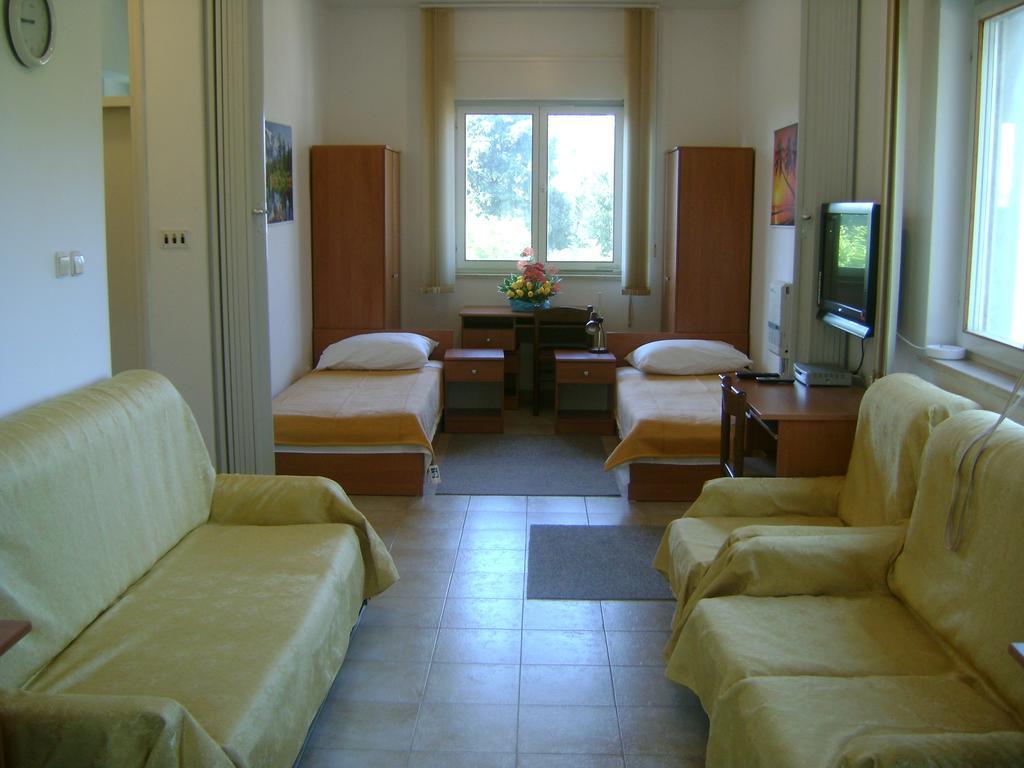 Apartment For Holidays In PUY חדר תמונה
