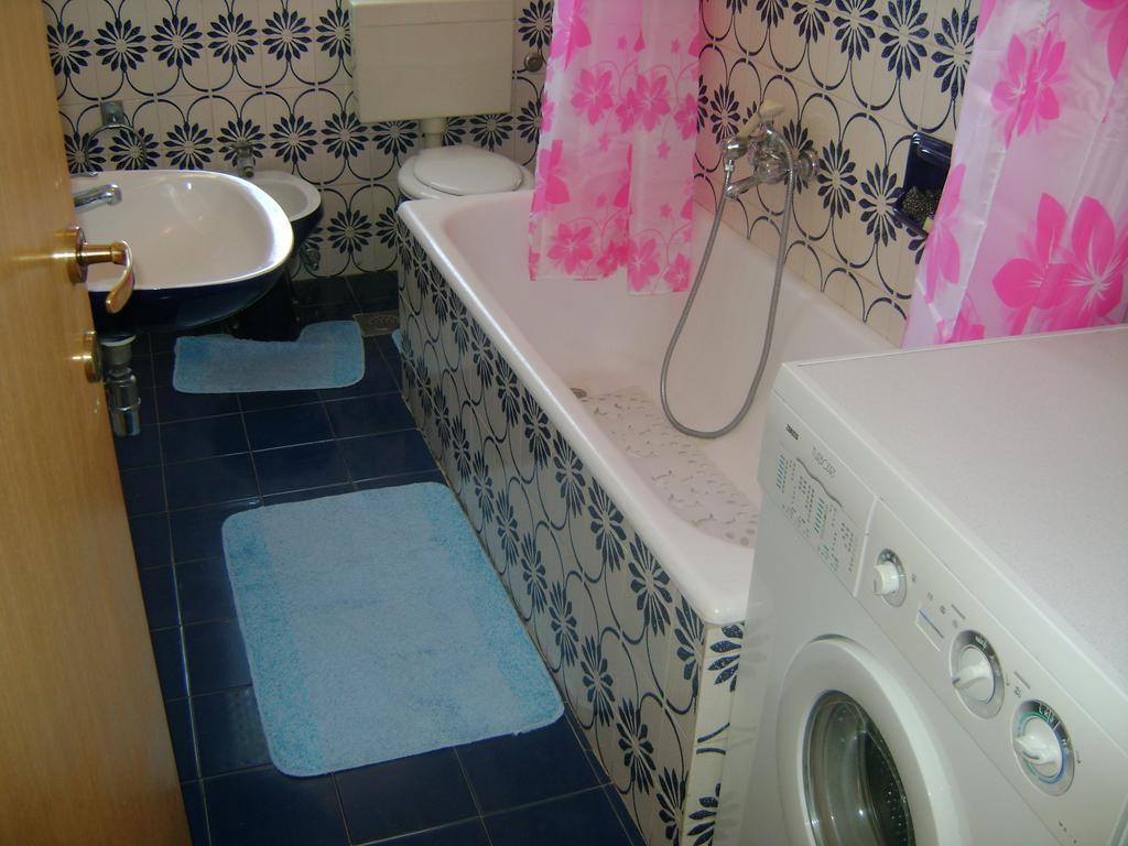 Apartment For Holidays In PUY חדר תמונה