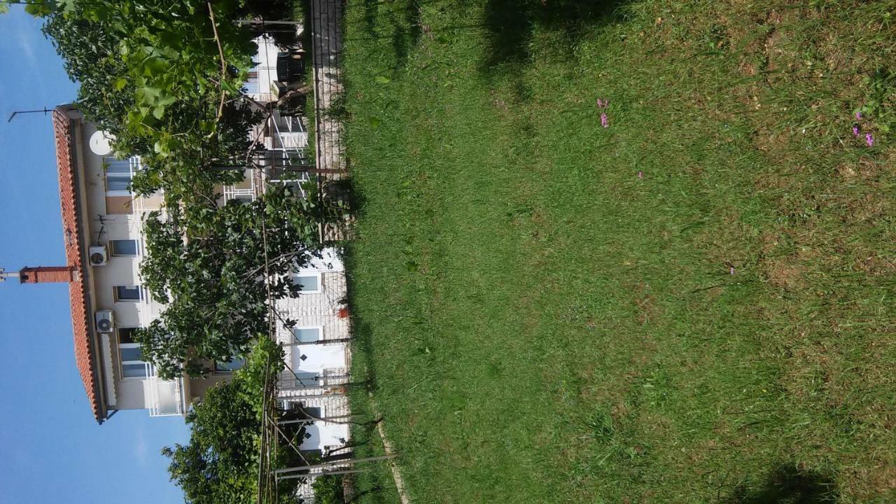 Apartment For Holidays In PUY מראה חיצוני תמונה